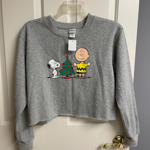 Charlie Brown Snoopy Christmas Sweatshirt, Gray Crop Top, Junior XL, New - Picture 1 of 7